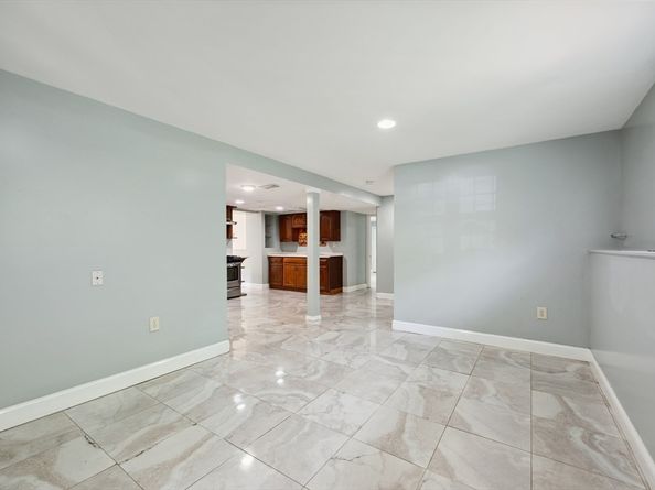 451 Lincoln St, Abington MA 02351