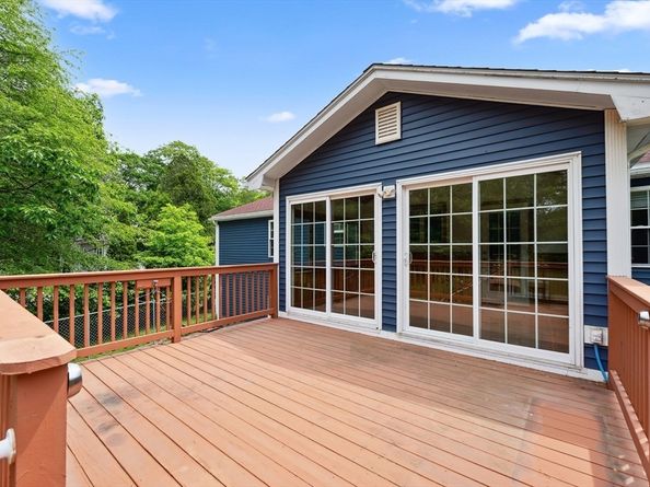 451 Lincoln St, Abington MA 02351