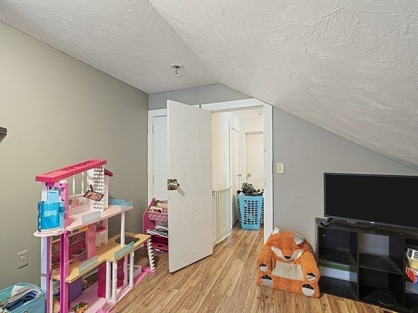 107-109 Prichard St, Fitchburg MA 01420