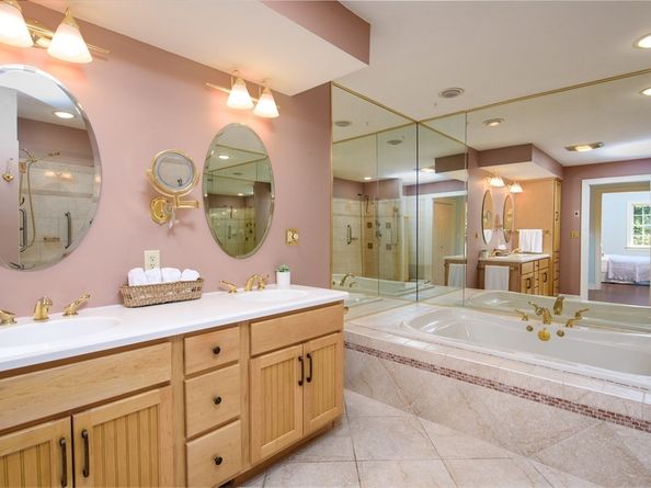 17 Highcroft Way 17, Hopkinton MA 01748