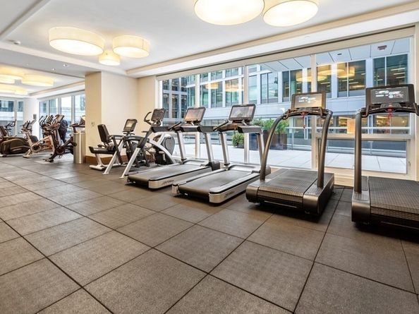 22 Liberty Drive 7G, Boston MA 02210