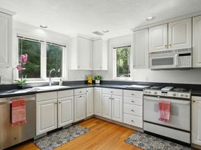 17 Trout Farm Ln, Duxbury MA 02332