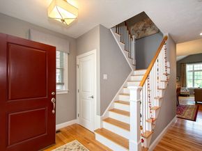 82 Snowbird Ave, Weymouth MA 02190
