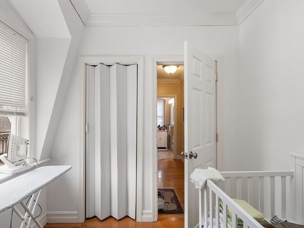 7 Washington, Somerville MA 02143