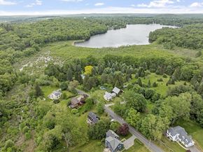 153 Tahattawan Rd, Littleton MA 01460