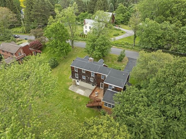153 Tahattawan Rd, Littleton MA 01460