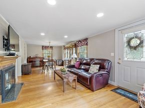 153 Tahattawan Rd, Littleton MA 01460