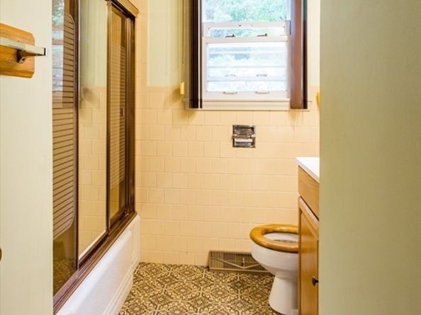 12 Hadley Path, West Brookfield MA 01585