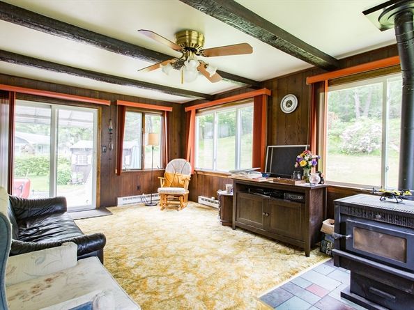12 Hadley Path, West Brookfield MA 01585