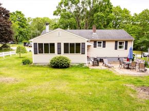 12 Hadley Path, West Brookfield MA 01585
