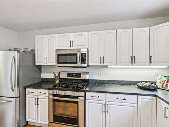 20 Lake St 2, Somerville MA 02143
