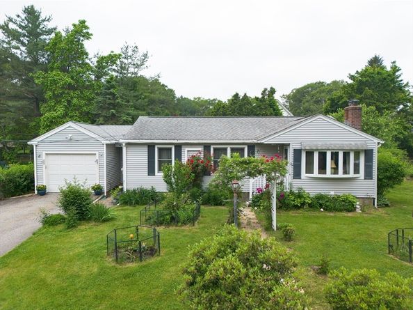 41 Avon Ave, Shrewsbury MA 01545