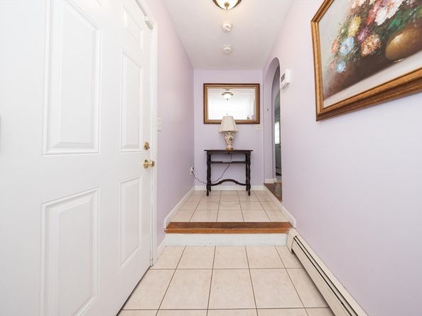 41 Avon Ave, Shrewsbury MA 01545