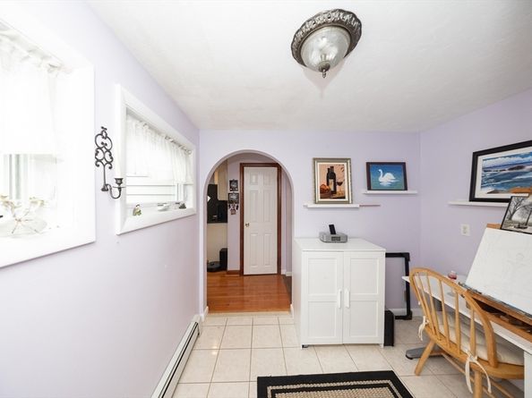 41 Avon Ave, Shrewsbury MA 01545