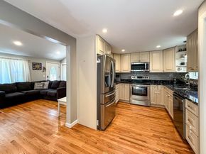 1 Fieldstone Way, Hopedale MA 01747
