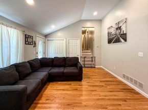 1 Fieldstone Way, Hopedale MA 01747