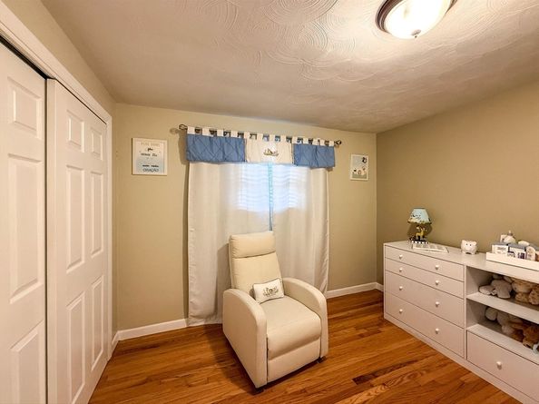 1 Fieldstone Way, Hopedale MA 01747