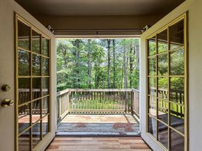 1 Fieldstone Way, Hopedale MA 01747