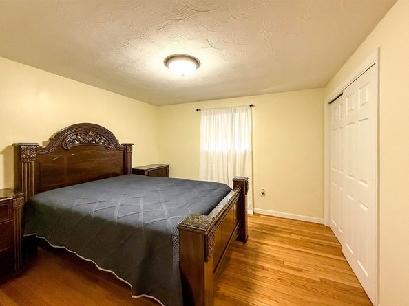 1 Fieldstone Way, Hopedale MA 01747