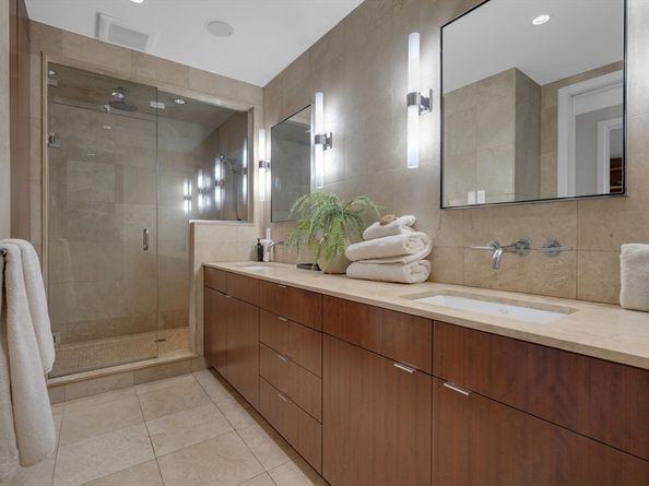 1166 Washington St 7046, Boston MA 02118