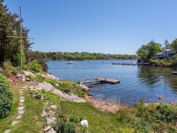7 Cove Way, Gloucester MA 01930