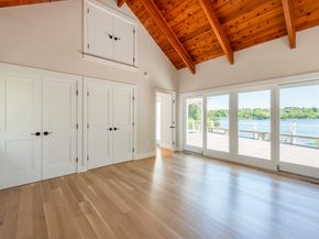 7 Cove Way, Gloucester MA 01930