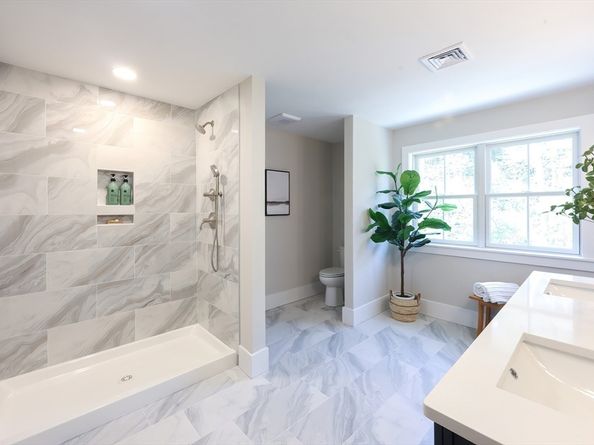 37 Thomas Mann Circle Unit 23, Norfolk MA 02056