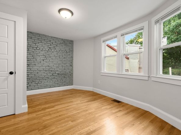 129 Sutherland Road A, Boston MA 02135