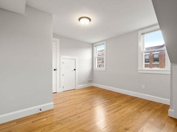 129 Sutherland Road A, Boston MA 02135