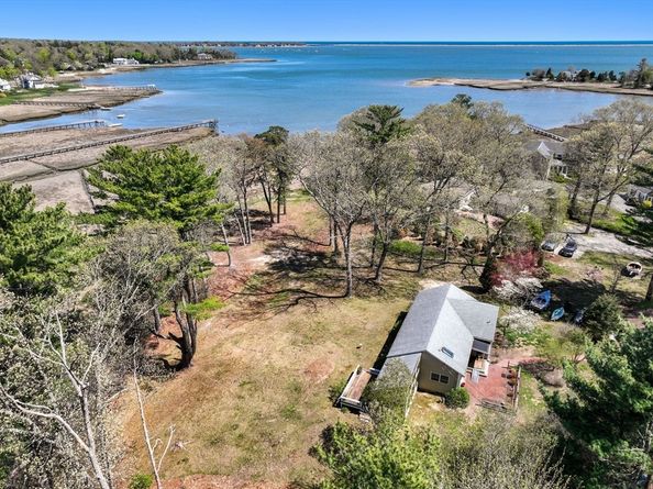 54 Marshall St, Duxbury MA 02332