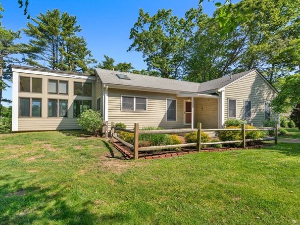 54 Marshall St, Duxbury MA 02332