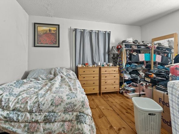 15 Russell St, Worcester MA 01609