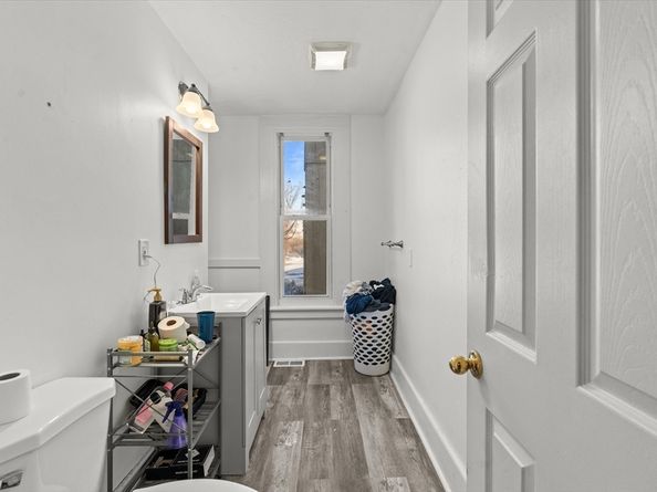 15 Russell St, Worcester MA 01609