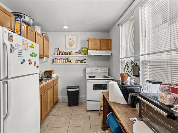 15 Russell St, Worcester MA 01609