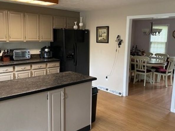19 Camelot Ct 19, Stoughton MA 02072