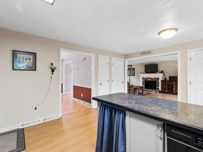 19 Camelot Ct 19, Stoughton MA 02072