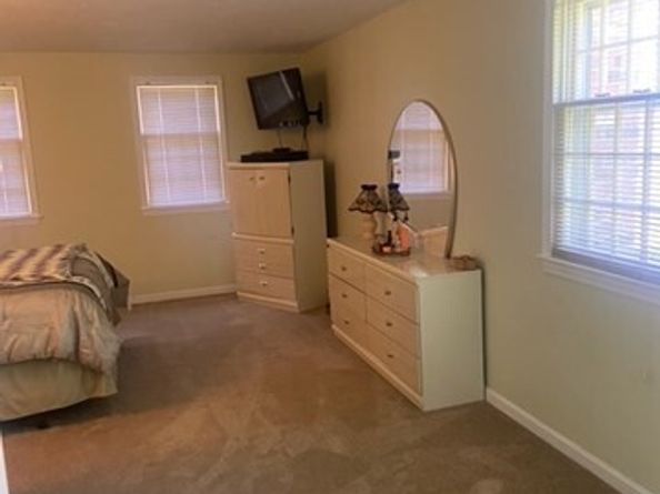19 Camelot Ct 19, Stoughton MA 02072