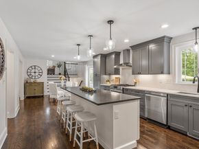 32 Gilman Rd, Billerica MA 01862