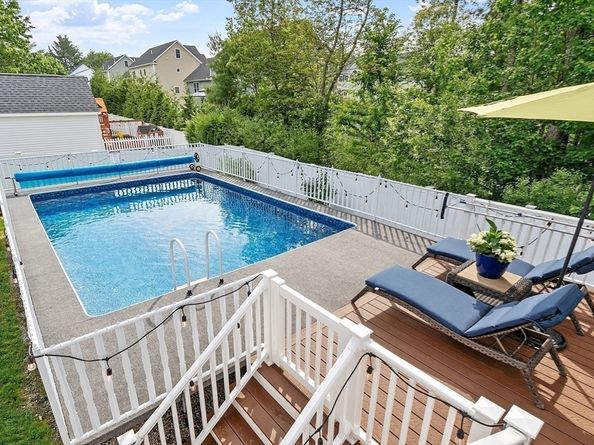 32 Gilman Rd, Billerica MA 01862