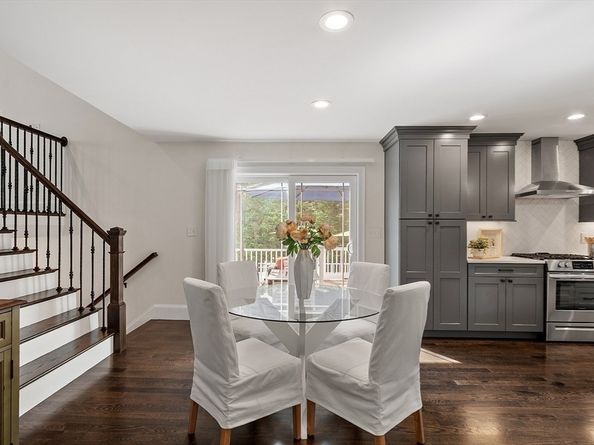 32 Gilman Rd, Billerica MA 01862