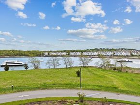 130 Broad Reach 305, Weymouth MA 02191