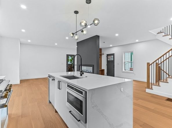 11 Bonner Ave 2, Medford MA 02155