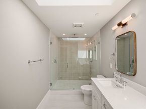 230 Bellevue St 1, Newton MA 02458