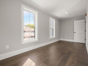 230 Bellevue St 1, Newton MA 02458