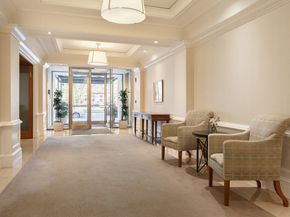 2 Commonwealth Avenue 8G, Boston MA 02116