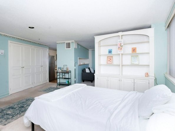 1 Adams St 707, Quincy MA 02169