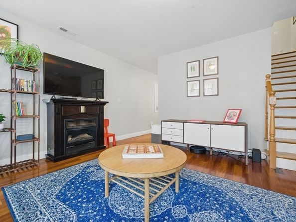 239 Prospect St 2, Cambridge MA 02139
