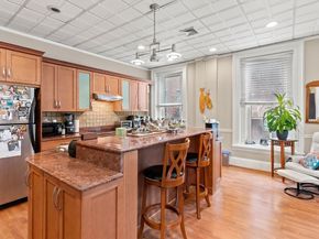 100-102 Main St, Gloucester MA 01930
