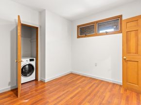 100-102 Main St, Gloucester MA 01930