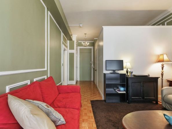 21 Beacon St 4S, Boston MA 02108